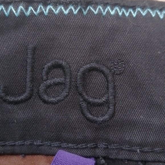 NWT, Jag ladies black stretch cuffed capris ,size 2 - Picture 6 of 11